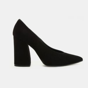 Roberto Festa Vionette Suede Pump Black